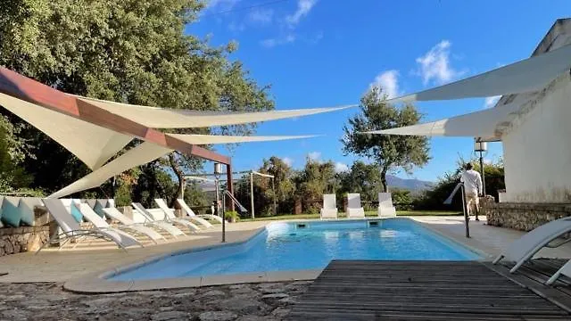 Country house Agriturismo La Quercia Guest House Arbus